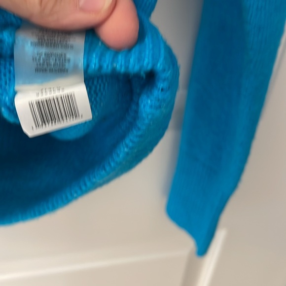 VINCE CAMUTO V Neck Sweater/Pull Over/ Turquoise/ long Sleeve - Picture 9 of 10